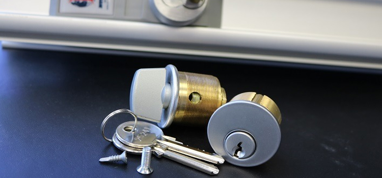 Commercial Lock Installation Avenal